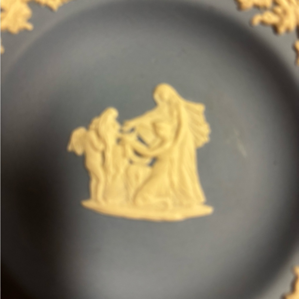 Wedgewood Blue Plate with Cream Floral Design - Picture 2 of 4